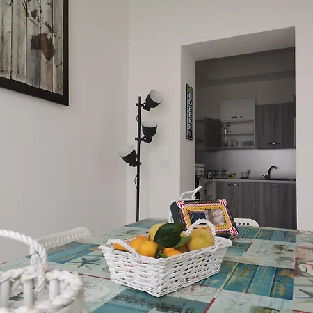 La Casa Dei Capperi - The House Of Capers 1