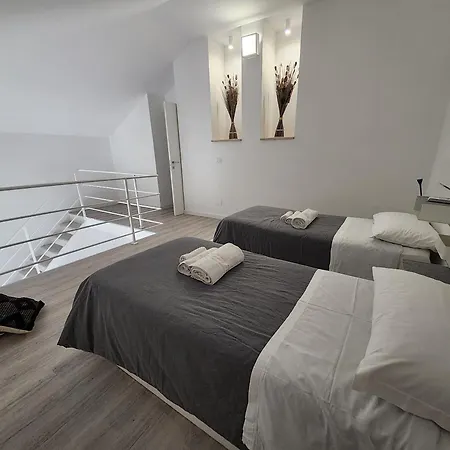 La Casa Dei Capperi - The House Of Capers 1 Apartament Acireale
